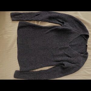 Gap V neck black womens’ sweater